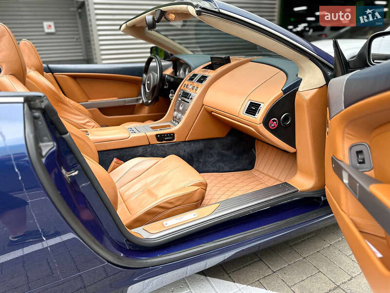 Кабриолет Aston Martin DB9 2007 в Киеве
