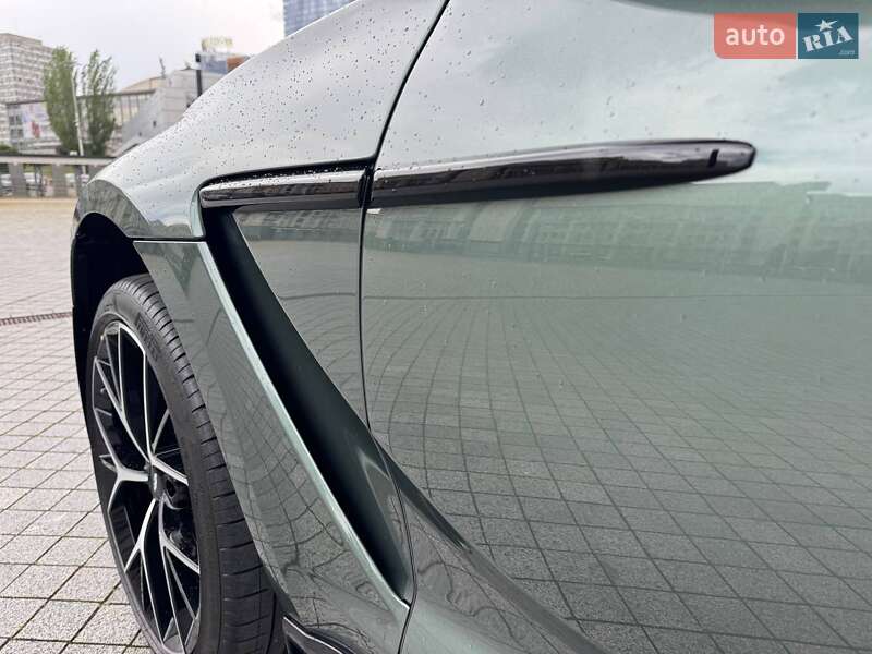 Позашляховик / Кросовер Aston Martin DBX 707 2024 в Києві