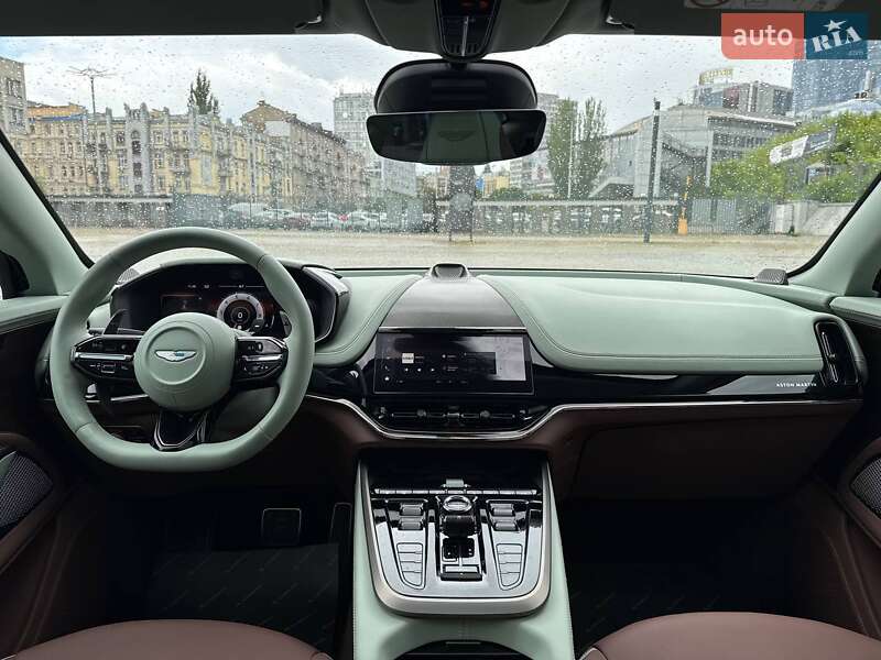 Позашляховик / Кросовер Aston Martin DBX 707 2024 в Києві