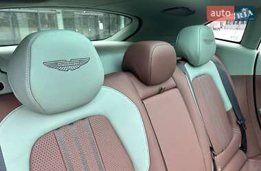 Внедорожник / Кроссовер Aston Martin DBX 707 2024 в 