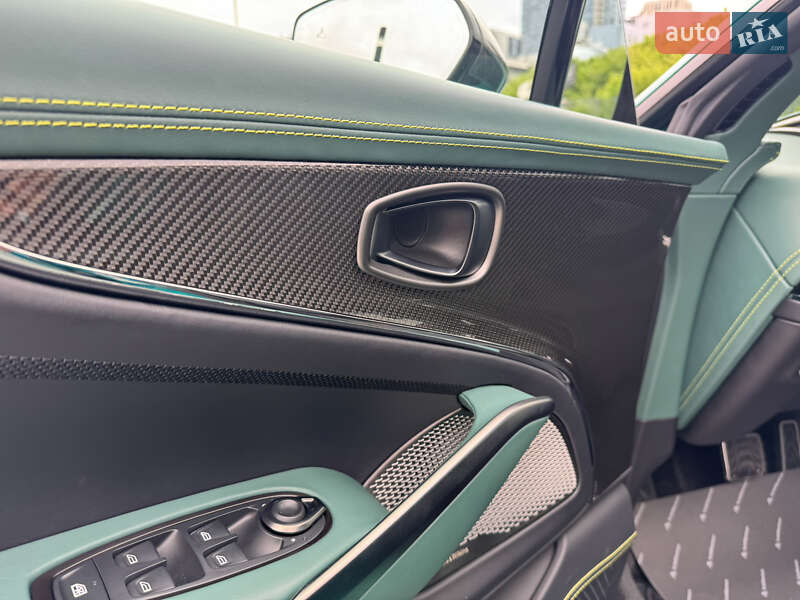 Позашляховик / Кросовер Aston Martin DBX 707 2025 в Києві фото 27 Позашляховик / Кросовер Aston Martin DBX 707 2025 в Києві