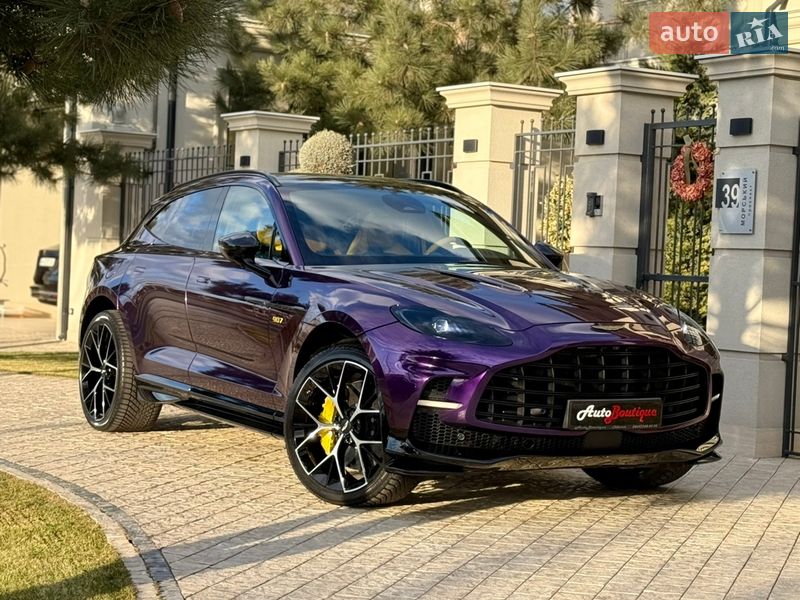 Aston Martin DBX 707 2024