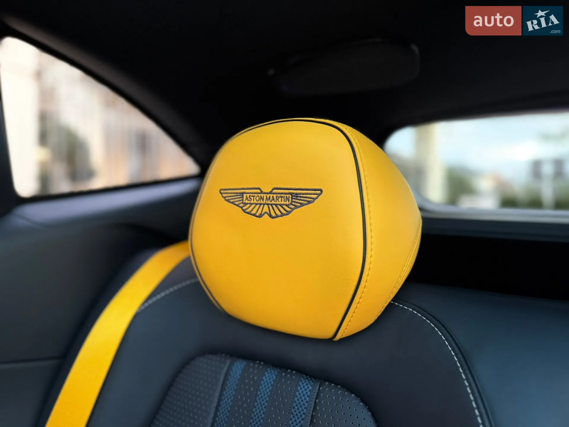 2024 Aston Martin DBX - мініатюра 47