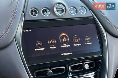 Внедорожник / Кроссовер Aston Martin DBX 2021 в 