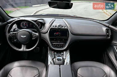 Внедорожник / Кроссовер Aston Martin DBX 2021 в 