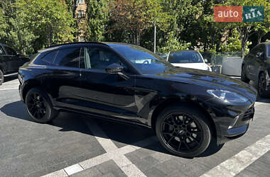 Внедорожник / Кроссовер Aston Martin DBX 2021 в 
