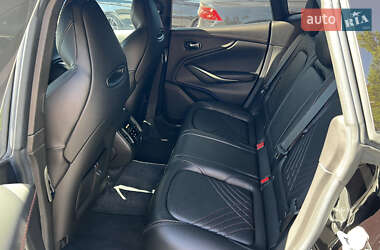 Внедорожник / Кроссовер Aston Martin DBX 2021 в 