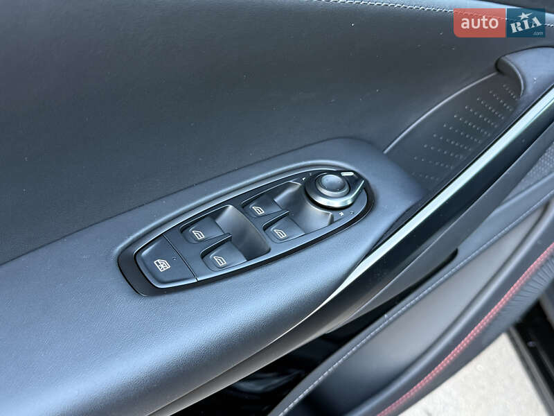 Внедорожник / Кроссовер Aston Martin DBX 2023 в Киеве фото 19 Внедорожник / Кроссовер Aston Martin DBX 2023 в Киеве