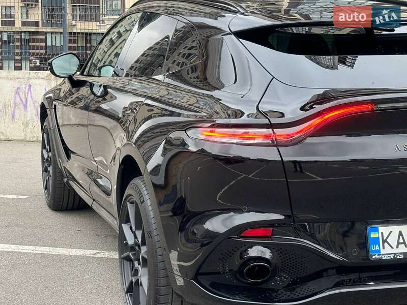 Позашляховик / Кросовер Aston Martin DBX 2021 в Києві