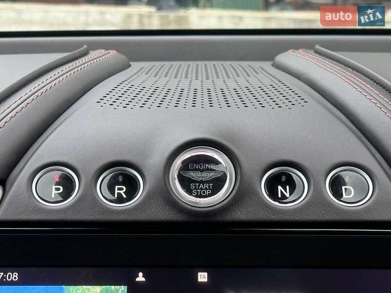 Позашляховик / Кросовер Aston Martin DBX 2021 в Києві