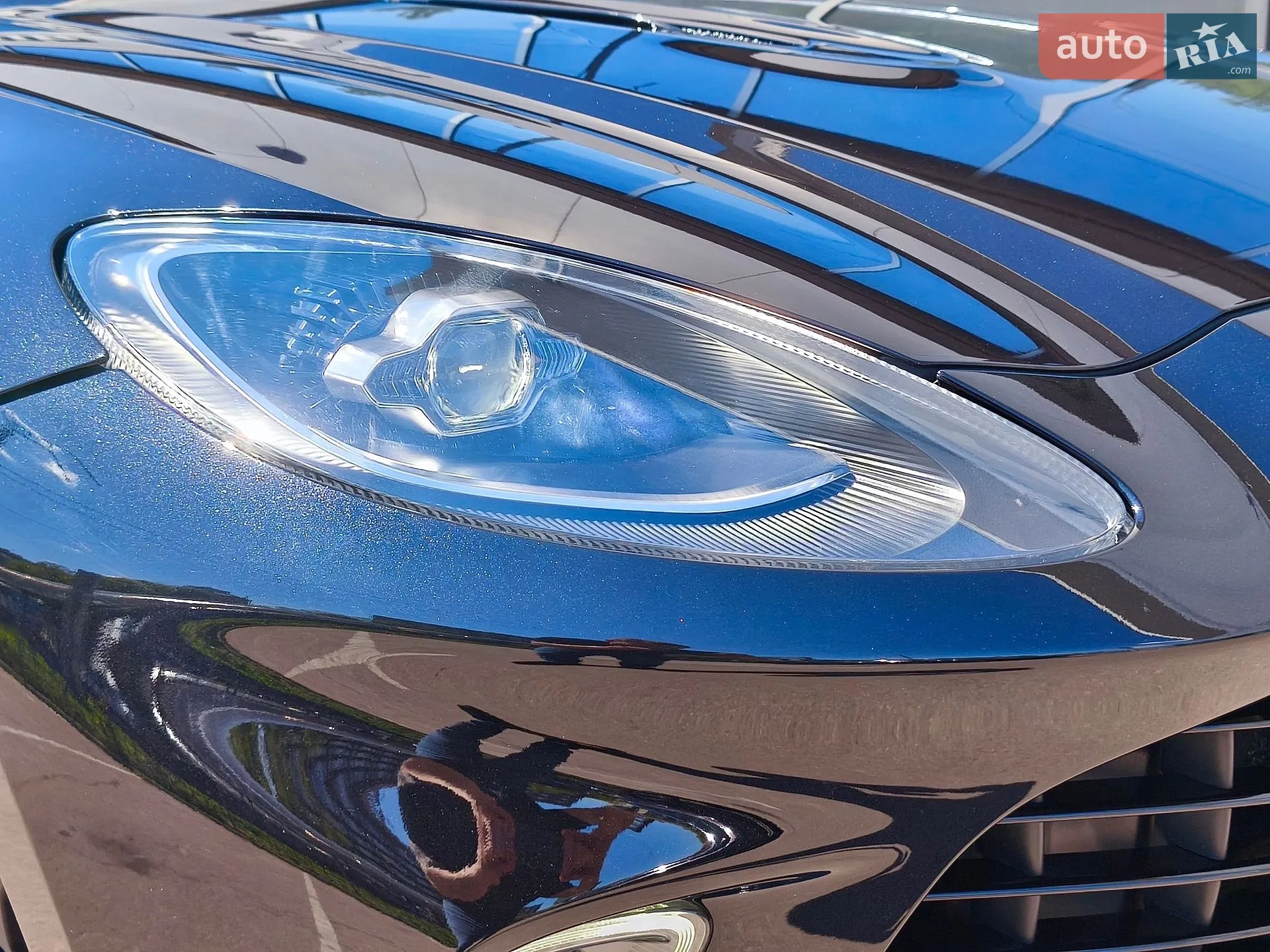 2021 Aston Martin DBX - мініатюра 13