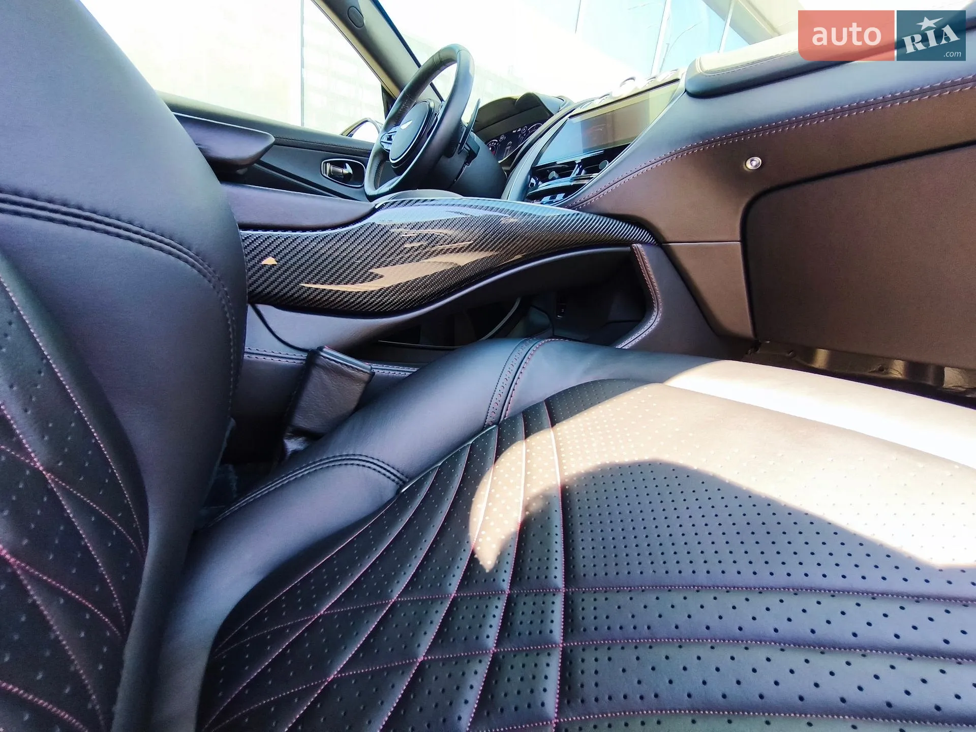 2021 Aston Martin DBX - мініатюра 47