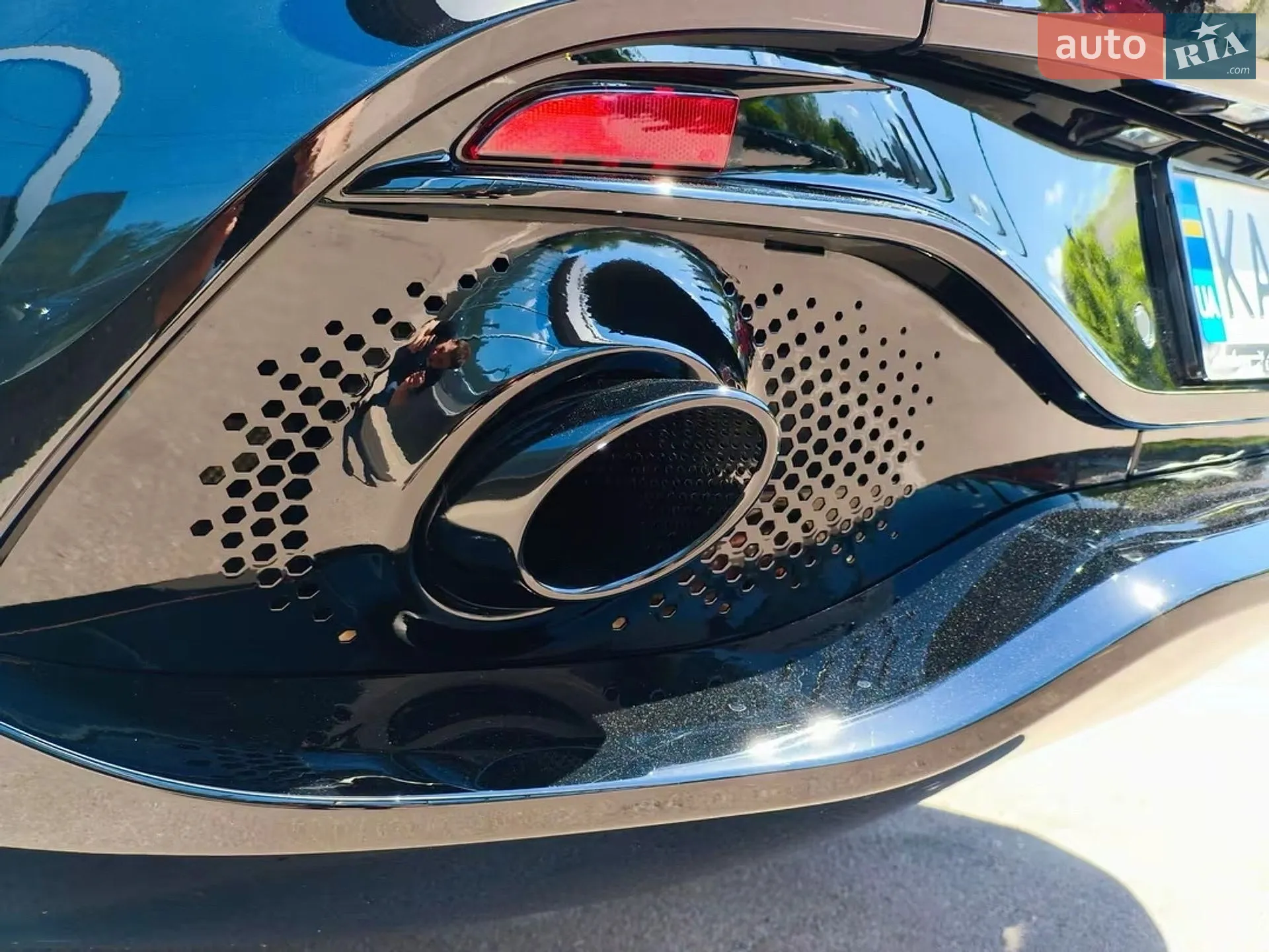 2021 Aston Martin DBX - мініатюра 20