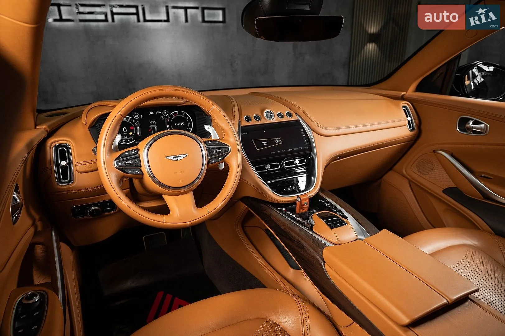2022 Aston Martin DBX - мініатюра 21