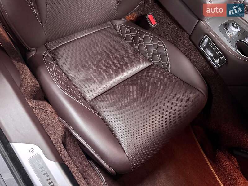 Седан Aston Martin Rapide 2015 в Киеве