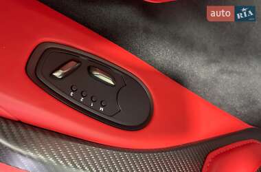 Купе Aston Martin V12 Speedster 2023 в 