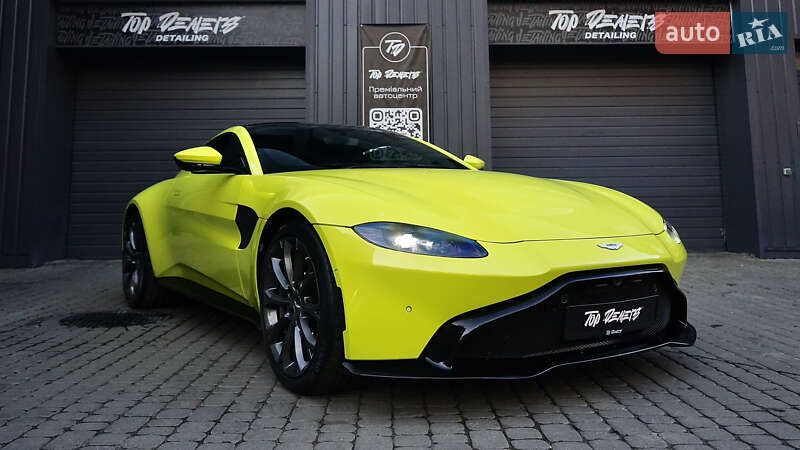 Купе Aston Martin Vantage 2018 в Львові