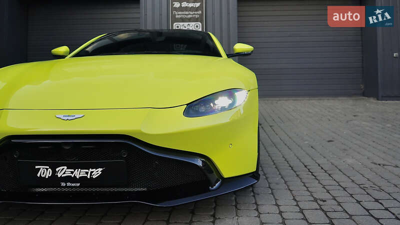 Купе Aston Martin Vantage 2018 в Львові