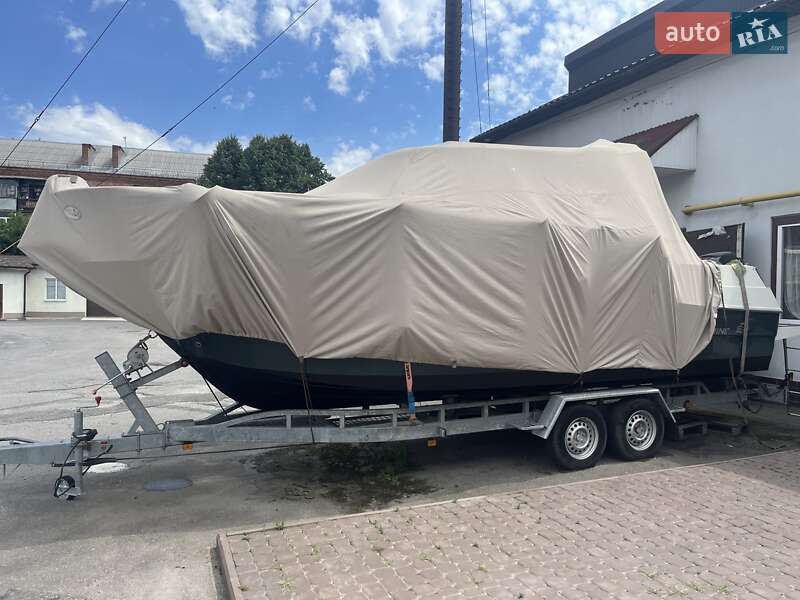 Моторная яхта Atlantic Marine Adventure 780 2018 в Виннице