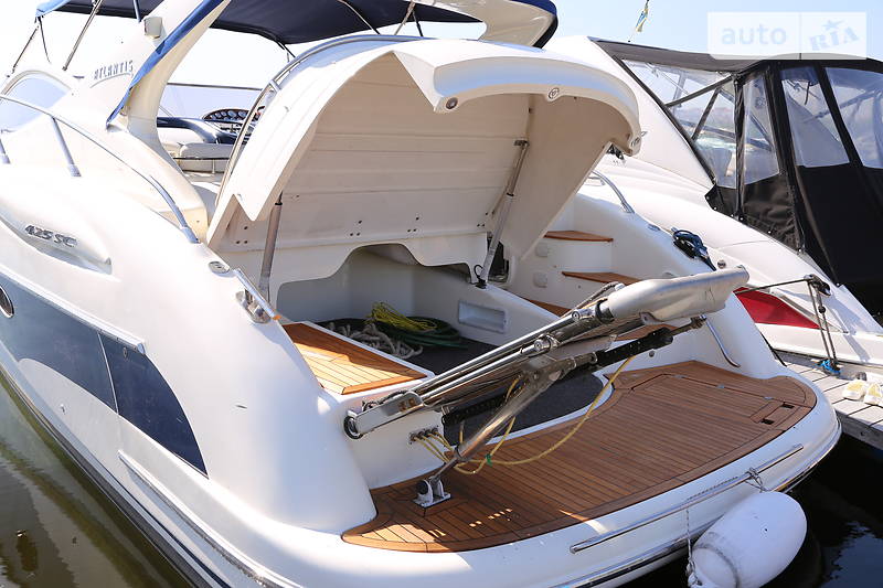 Моторная яхта Atlantis 425 2008 в Киеве фото 11 Моторная яхта Atlantis 425 2008 в Киеве