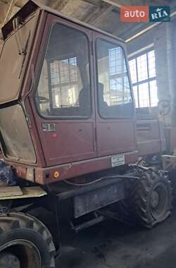 Экскаватор погрузчик Atlas 1304 1993 в 