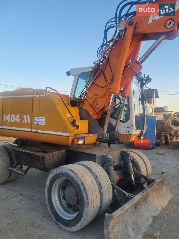 Экскаватор погрузчик Atlas 1404 2002 в Черновцах