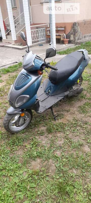 Скутер ATV 150 2000 в Перечине