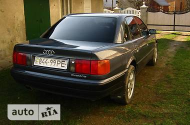 Седан Audi 100 1991 в Тячеві