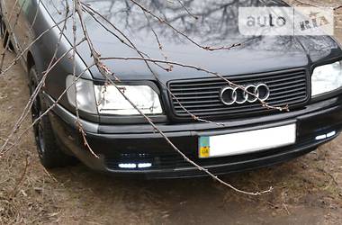 Седан Audi 100 1991 в Луганске