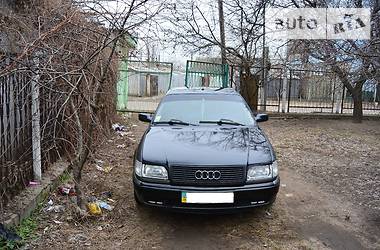 Седан Audi 100 1991 в Луганске