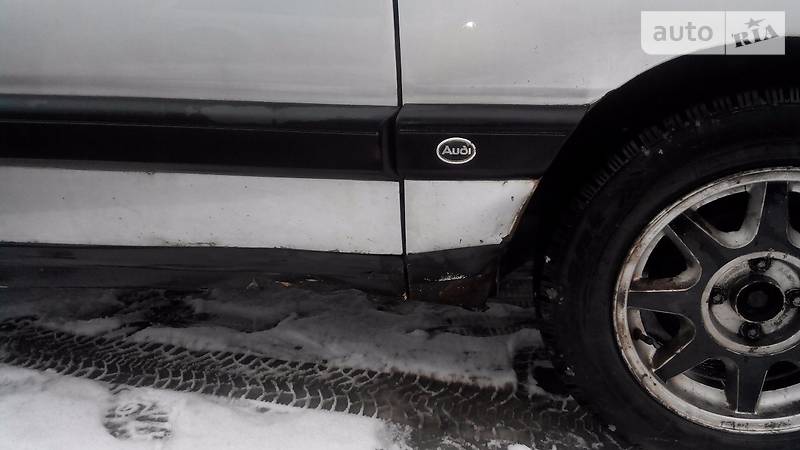 Седан Audi 100 1990 в Житомире