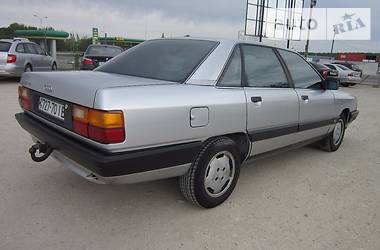 Седан Audi 100 1990 в Тернополе