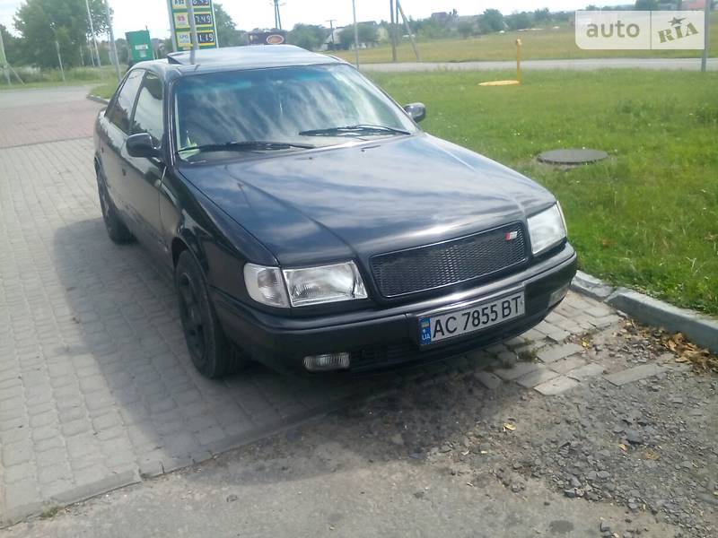 Седан Audi 100 1993 в Володимир-Волинському