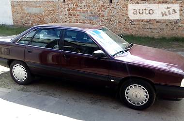 Седан Audi 100 1989 в Чернигове