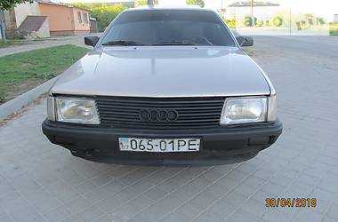 Седан Audi 100 1986 в Городке
