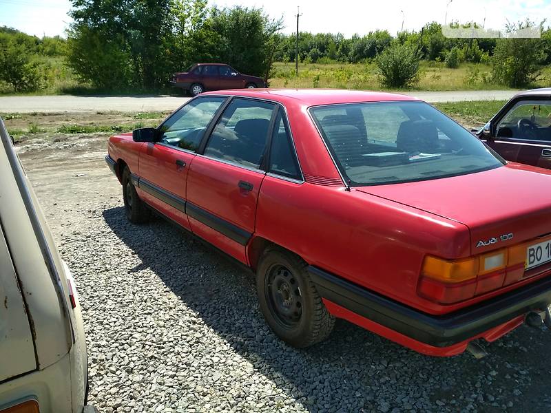 Седан Audi 100 1988 в Києві