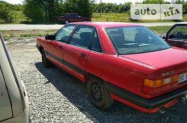 Седан Audi 100 1988 в Киеве