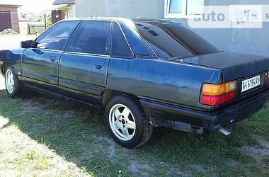 Седан Audi 100 1990 в Здолбунове