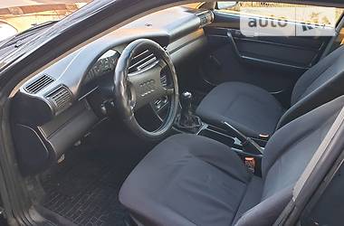 Седан Audi 100 1992 в Крыжополе