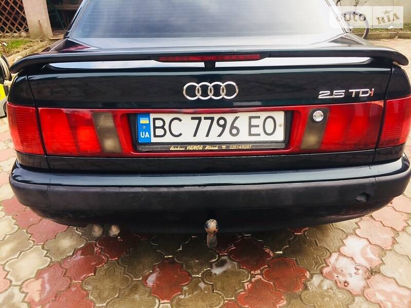 Седан Audi 100 1993 в Ужгороде
