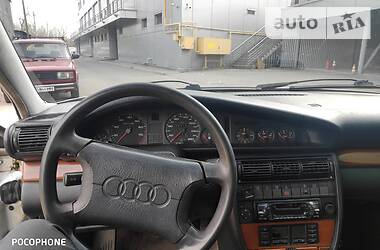 Седан Audi 100 1992 в Днепре