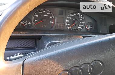 Седан Audi 100 1991 в 