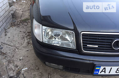 Седан Audi 100 1992 в Киеве