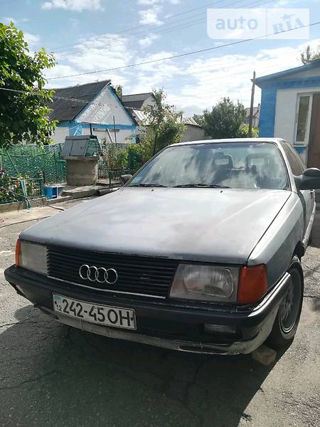 Седан Audi 100 1985 в Белой Церкви