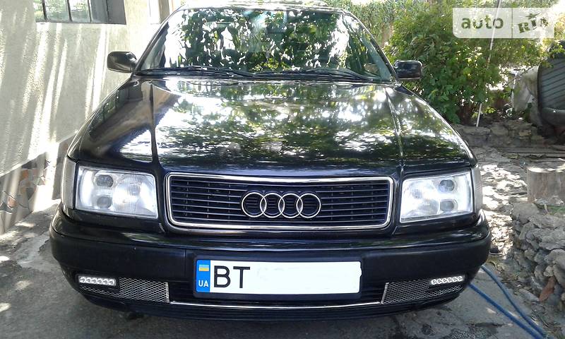 Седан Audi 100 1991 в Херсоне