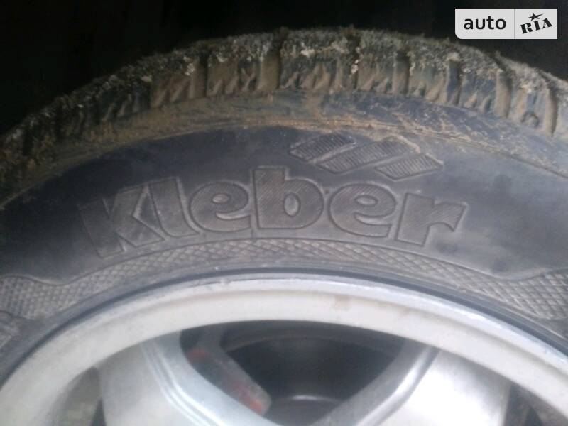 Седан Audi 100 1984 в Козове