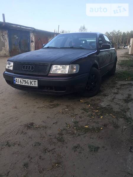 Audi 100