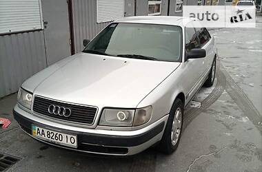 Седан Audi 100 1993 в Киеве