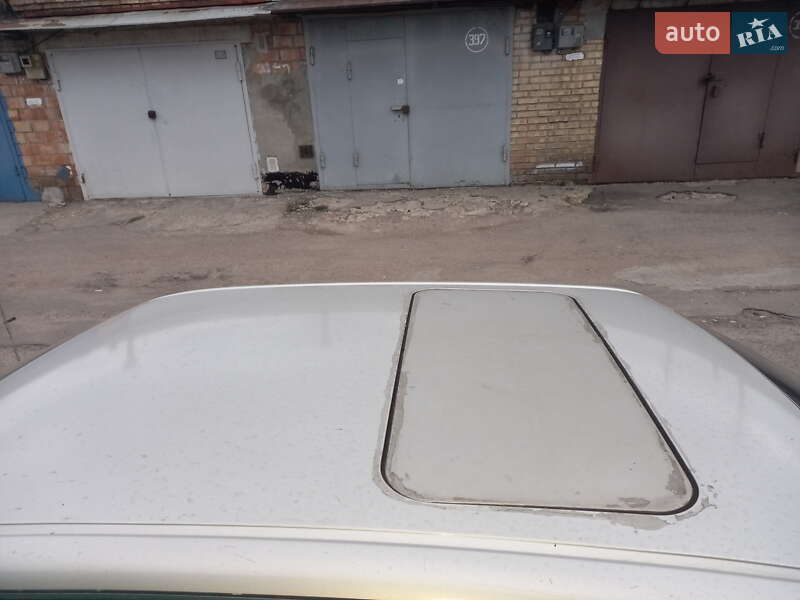 Седан Audi 100 1986 в Києві
