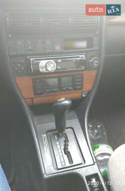 Седан Audi 100 1992 в Ровно